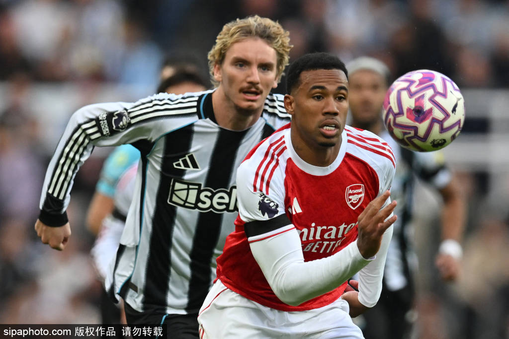 基米希助攻凯恩，拜仁1-0领先多特：德甲赛季的关键时刻与战术解析